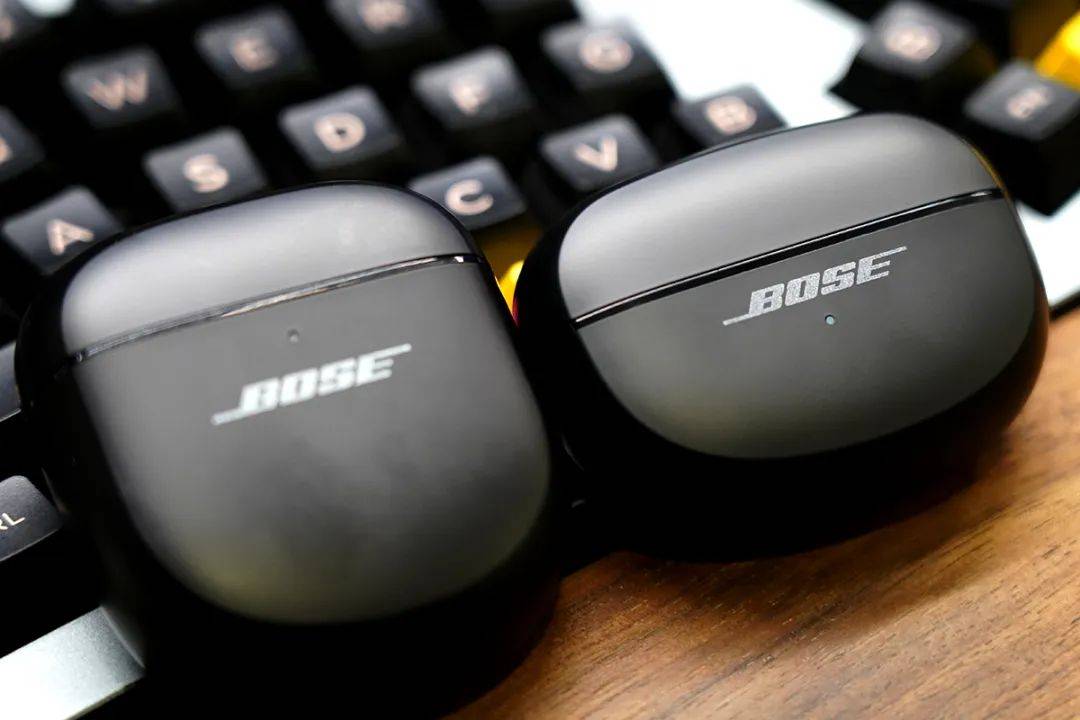 Bose Open Earbuds Ultra ：实现全天无感佩戴的开放式耳机