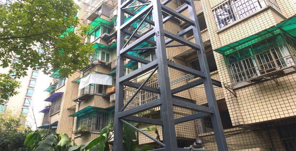 老小区装电梯本是便民之举，但一二层不签字，电梯安不了怎么办呢