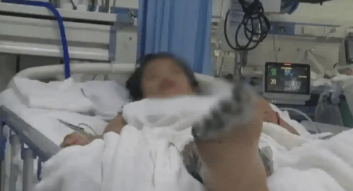 他在家中离奇死亡：尸体焦黑，紧握手机，紧急提醒：4个危险信号赶紧自查